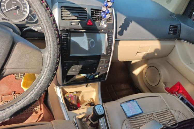 Used BAIC E Series 2013 Sedan 1.3L Manual Special Offer Edition Audio And AC Panel