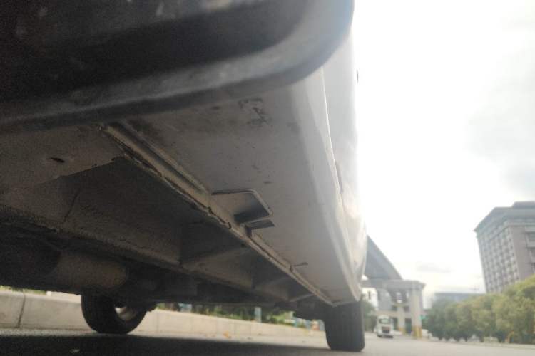 Used BAIC E Series 2013 Sedan 1.5L Automatic Lotte Edition Chassis Front Left