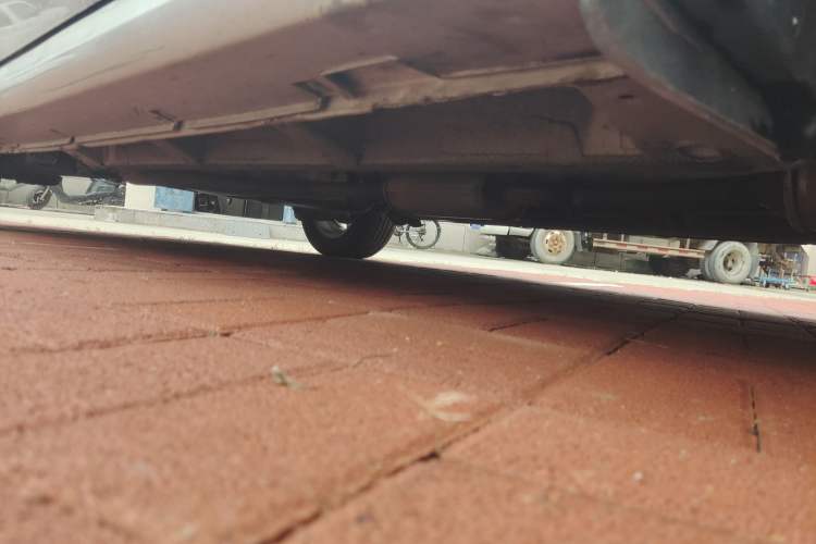 Used BAIC E Series 2013 Sedan 1.5L Manual Lotte Edition Chassis Front Right