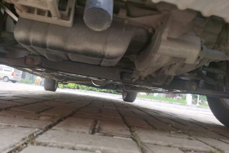Used BAIC E Series 2013 Sedan 1.5L Manual Leshang Version Chassis Front