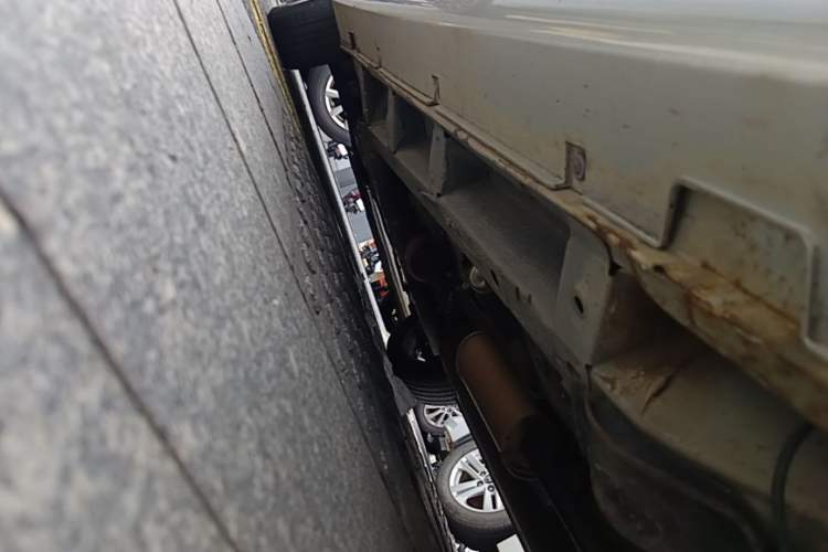 Used BAIC E Series 2013 Sedan 1.5L Automatic Leshang Edition Chassis Rear Left