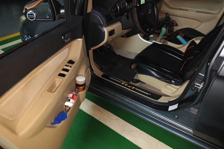 Used BAIC E Series 2013 Sedan 1.3L Manual Lotte Edition Driver Seat