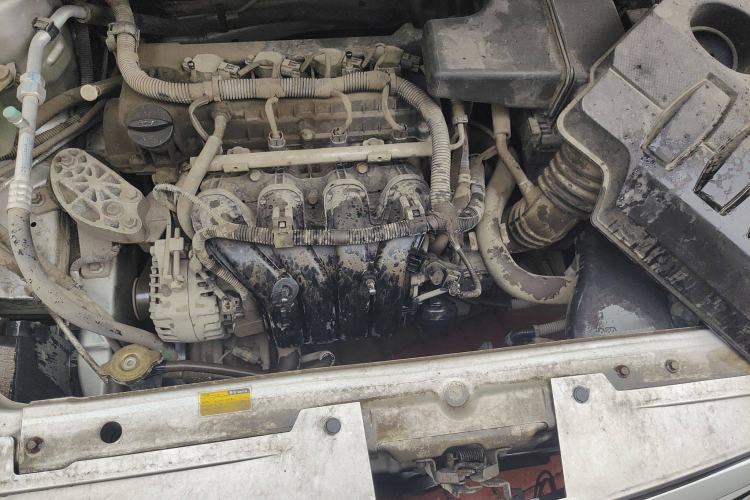 Used BAIC E Series 2013 Sedan 1.5L Manual Lotte Edition Engine Bay