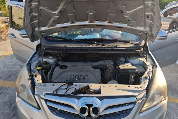 Used BAIC E Series 2013 Sedan 1.3L Manual Special Offer Edition Engine Bay