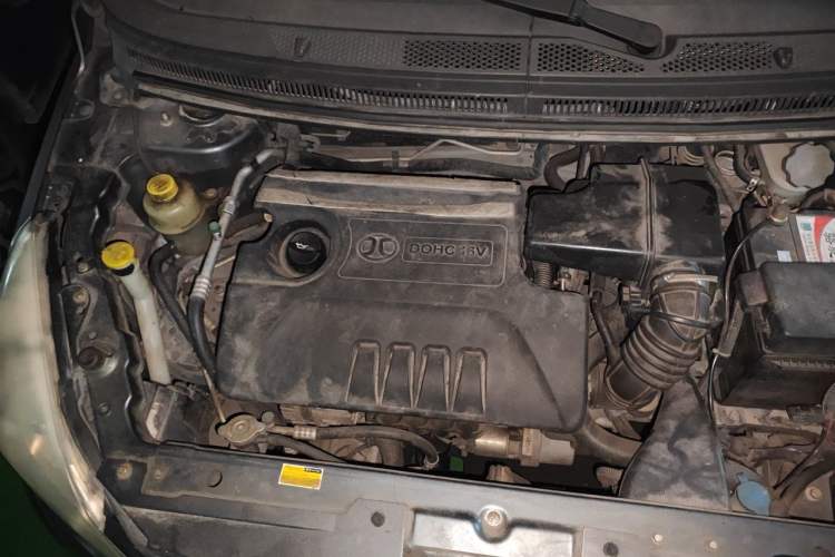 Used BAIC E Series 2013 Sedan 1.3L Manual Lotte Edition Engine Bay Right