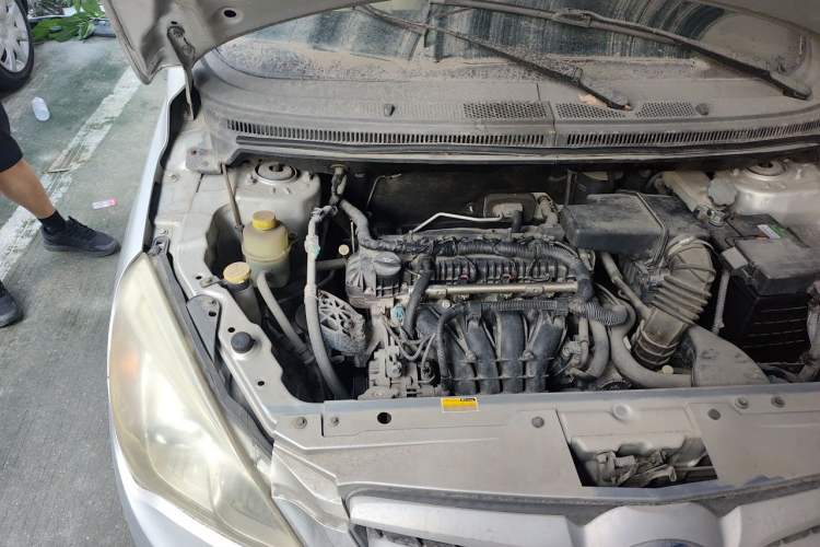 Used BAIC E Series 2013 Sedan 1.5L Automatic Lotte Edition Engine Bay Right