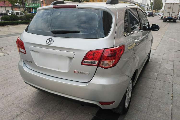 Used BAIC E Series 2013 Hatchback 1.5L Manual Lotte Edition Exterior 7