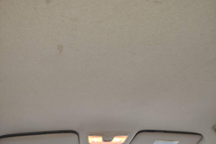 Used BAIC E Series 2013 Sedan 1.5L Manual Lotte Edition Headliner
