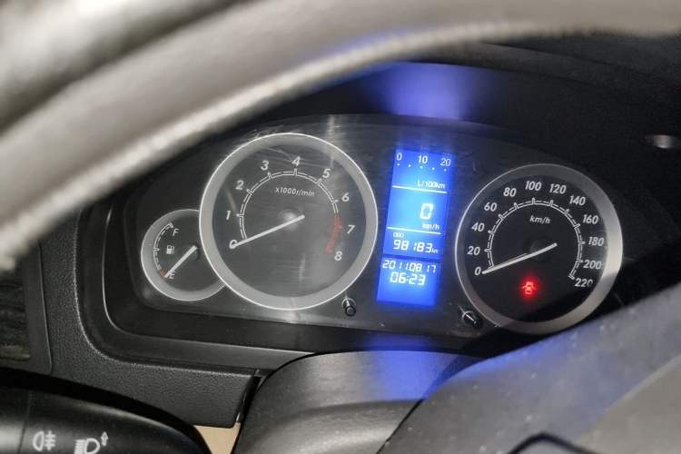 Used BAIC E Series 2013 Hatchback 1.5L Automatic Lotte Edition Instrument Cluster