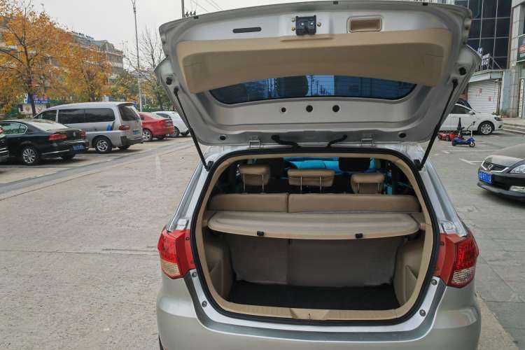 Used BAIC E Series 2013 Hatchback 1.5L Manual Lotte Edition Interior 5