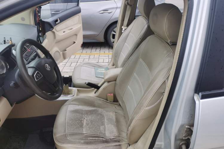 Used BAIC E Series 2013 Sedan 1.5L Manual Leshang Version Left Front Seat