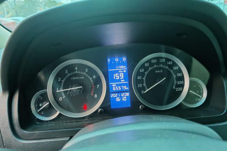 Used BAIC E Series 2013 Hatchback 1.5L Manual Lotte Edition Odometer Close Up