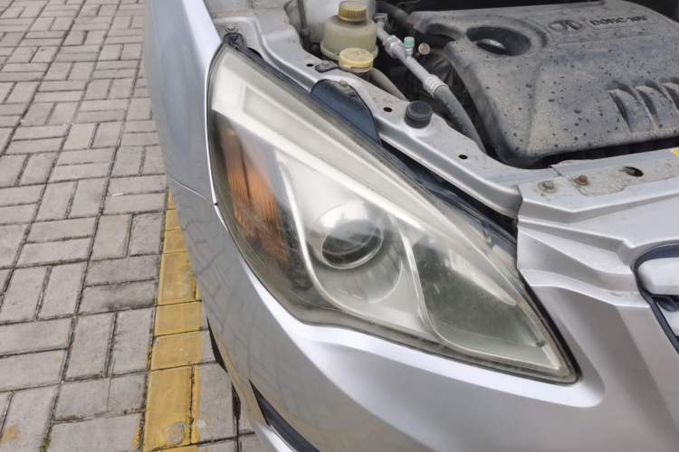 Used BAIC E Series 2013 Sedan 1.5L Manual Leshang Version Right Front Headlight