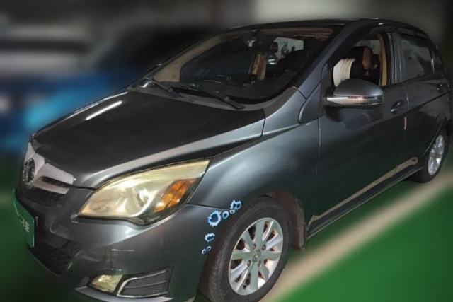 Used BAIC E Series 2013 Sedan 1.3L Manual Lotte Edition