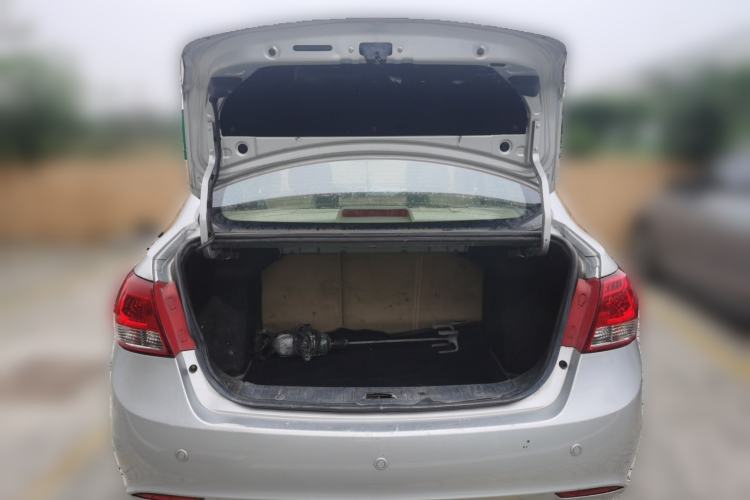 Used BAIC E Series 2013 Sedan 1.5L Manual Leshang Version Trunk