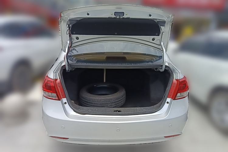 Used BAIC E Series 2013 Sedan 1.5L Automatic Leshang Edition Trunk