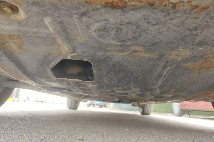 Used BAIC E Series 2013 Sedan 1.5L Automatic Leshang Edition Chassis Front