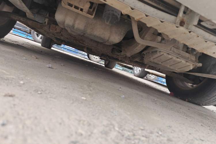 Used BAIC E Series 2013 Hatchback 1.5L Automatic Lotte Edition Chassis Front