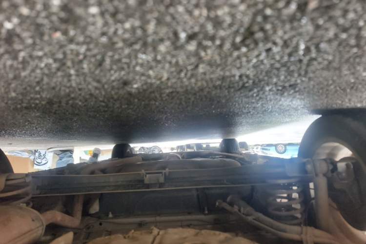 Used BAIC E Series 2013 Sedan 1.5L Automatic Leshang Edition Chassis Rear