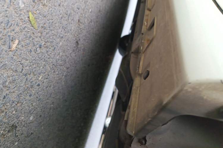 Used BAIC E Series 2013 Sedan 1.5L Manual Leshang Version Chassis Rear Left