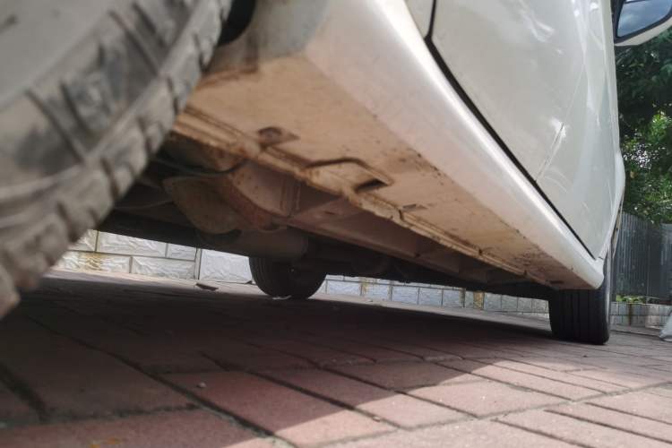 Used BAIC E Series 2013 Sedan 1.5L Manual Leshang Version Chassis Rear Right