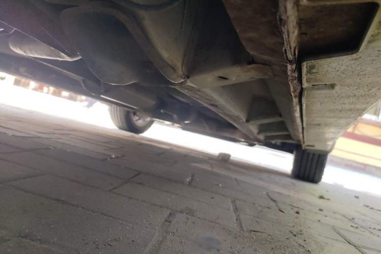 Used BAIC E Series 2013 Sedan 1.5L Automatic Leshang Edition Chassis Rear Right
