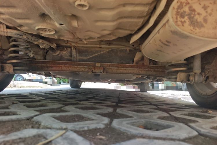 Used BAIC E Series 2013 Sedan 1.5L Automatic Leshang Edition Chassis Rear