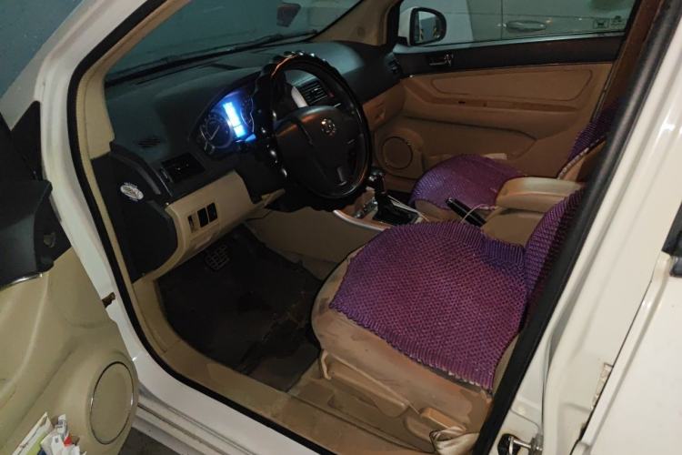 Used BAIC E Series 2013 Sedan 1.5L Automatic Lotte Edition Driver Seat