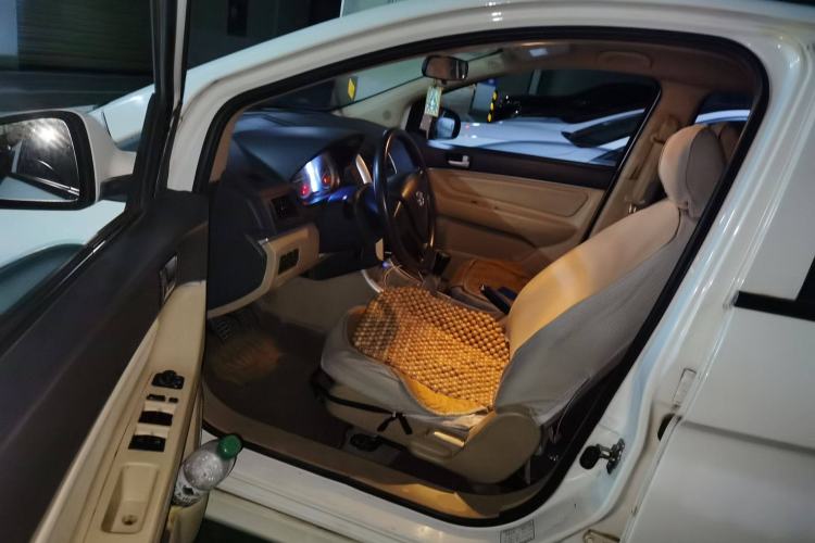 Used BAIC E Series 2013 Sedan 1.3L Manual Special Offer Edition Driver Seat