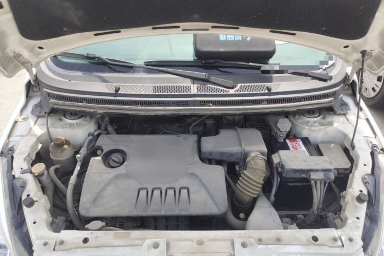Used BAIC E Series 2013 Sedan 1.5L Automatic Leshang Edition Engine Bay