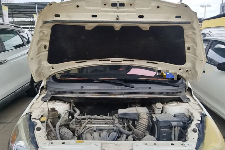 Used BAIC E Series 2013 Sedan 1.5L Automatic Lotte Edition Engine Bay
