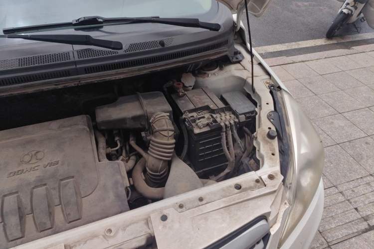 Used BAIC E Series 2013 Sedan 1.5L Manual Lotte Edition Engine Bay Left