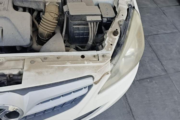 Used BAIC E Series 2013 Hatchback 1.5L Automatic Lotte Edition Engine Bay Left