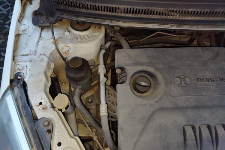 Used BAIC E Series 2013 Hatchback 1.5L Automatic Lotte Edition Engine Bay Right