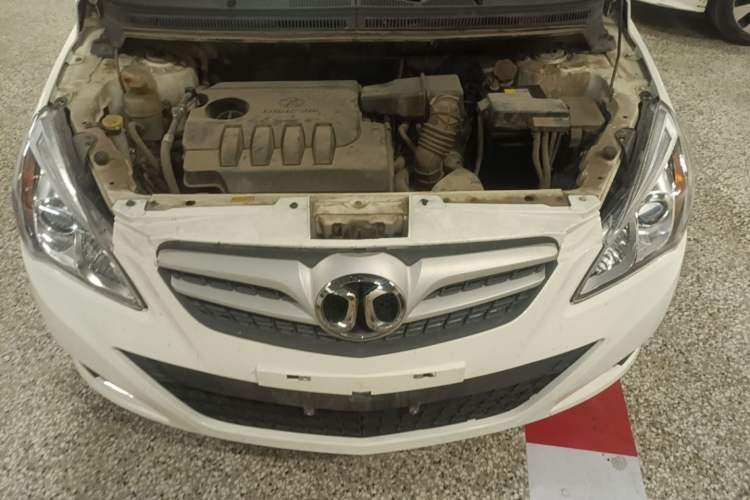 Used BAIC E Series 2013 Sedan 1.5L Automatic Leshang Edition Engine Bay