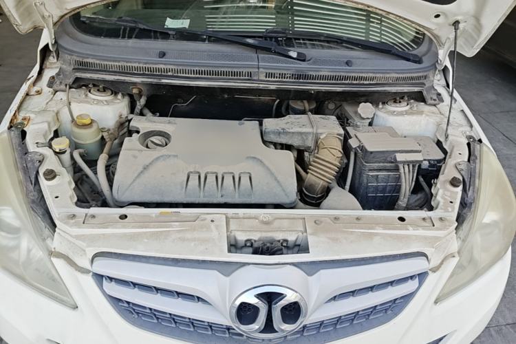 Used BAIC E Series 2013 Hatchback 1.5L Automatic Lotte Edition Engine Bay