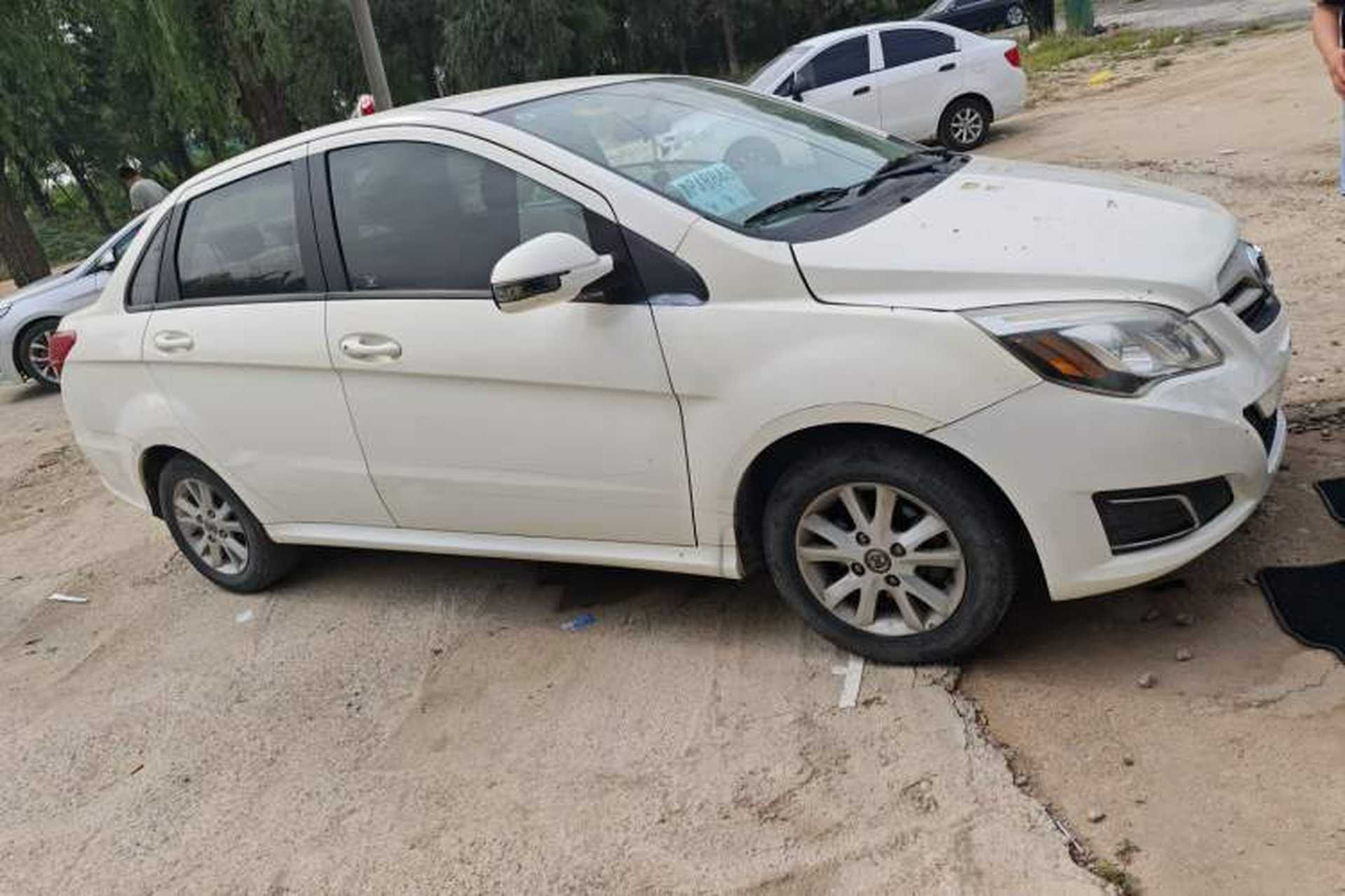 Used BAIC E Series 2013 Sedan 1.5L Manual Lotte Edition Exterior 2