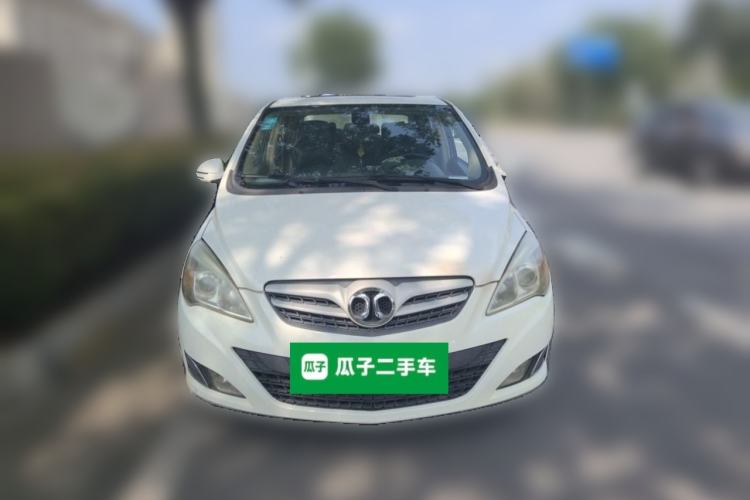 Used BAIC E Series 2013 Sedan 1.5L Manual Leshang Version Front