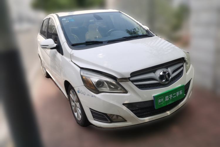 Used BAIC E Series 2013 Sedan 1.5L Manual Leshang Version Front Right 45 Deg