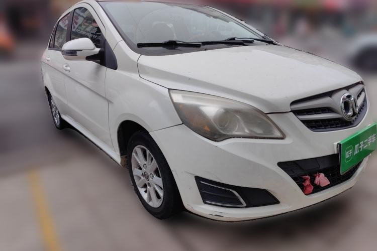 Used BAIC E Series 2013 Sedan 1.5L Manual Lotte Edition Front Right 45 Deg