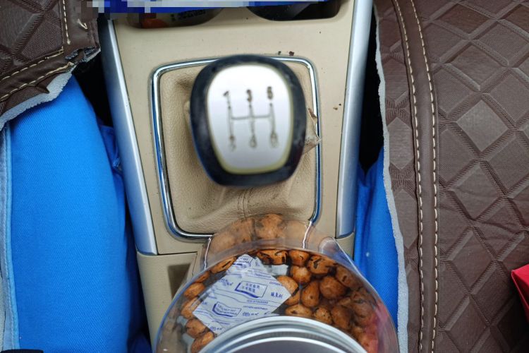 Used BAIC E Series 2013 Sedan 1.5L Manual Lotte Edition Gear Lever