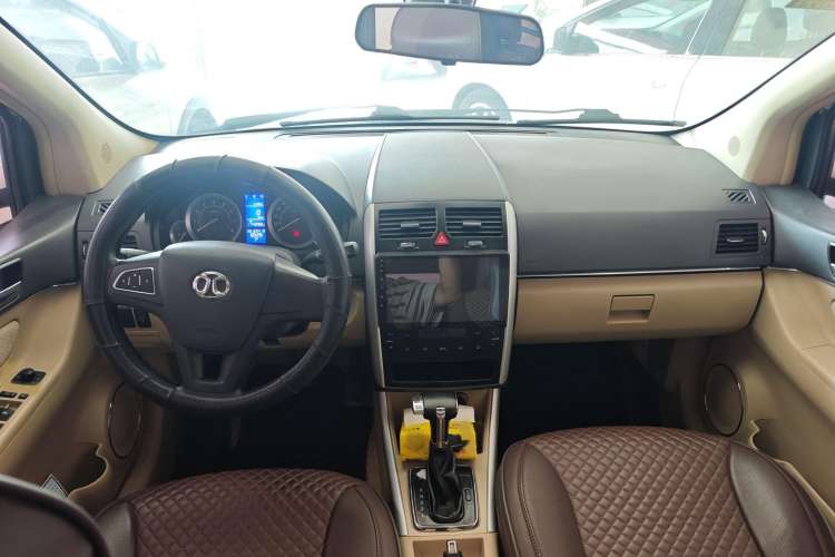 Used BAIC E Series 2013 Hatchback 1.5L Automatic Lotte Edition Interior 1
