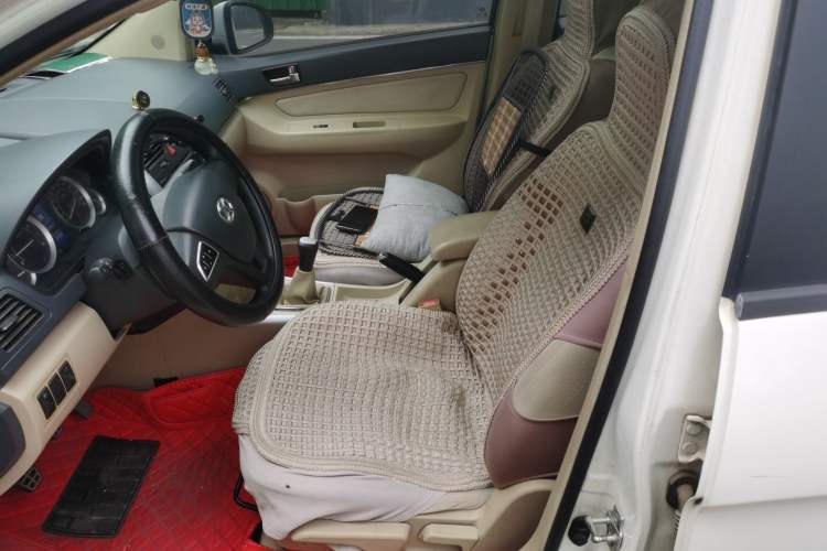 Used BAIC E Series 2013 Sedan 1.5L Manual Leshang Version Left Front Seat