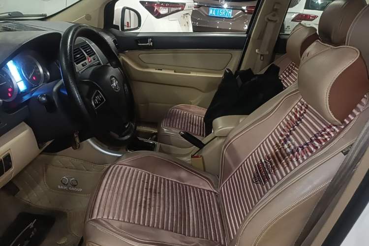 Used BAIC E Series 2013 Sedan 1.5L Automatic Leshang Edition Left Front Seat