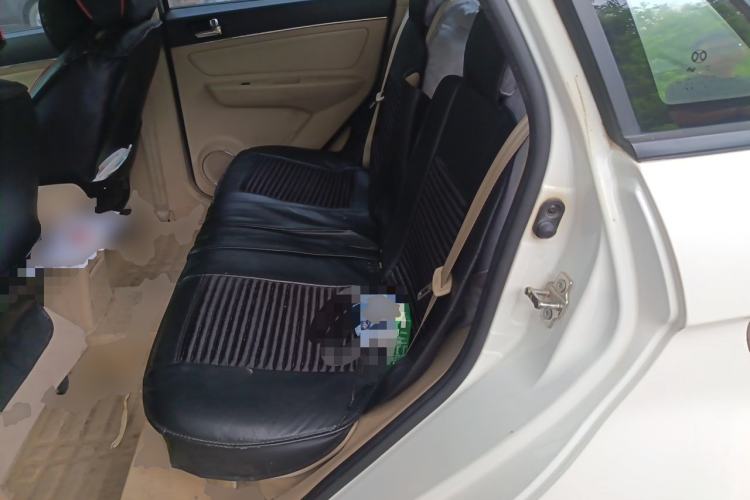 Used BAIC E Series 2013 Sedan 1.5L Manual Leshang Version Left Rear Seat