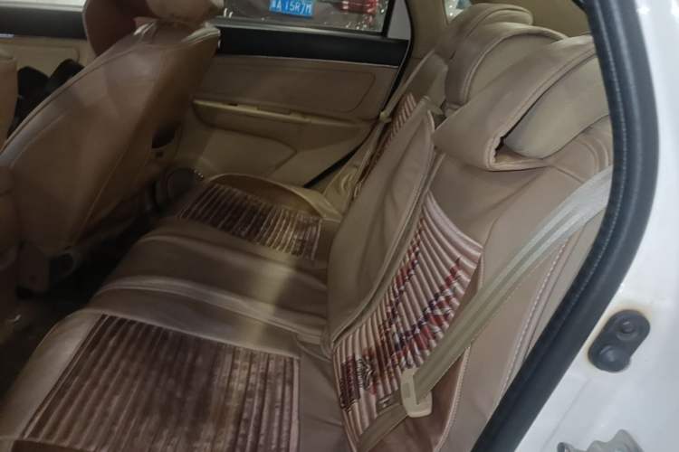Used BAIC E Series 2013 Sedan 1.5L Automatic Leshang Edition Left Rear Seat
