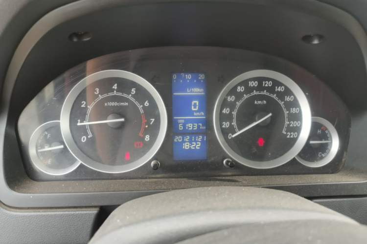 Used BAIC E Series 2013 Sedan 1.3L Manual Lotte Edition Odometer Close Up