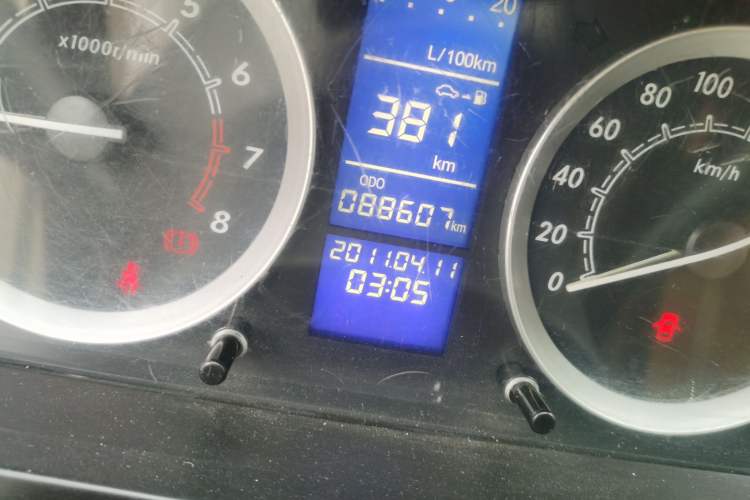 Used BAIC E Series 2013 Sedan 1.5L Manual Leshang Version Odometer Close Up