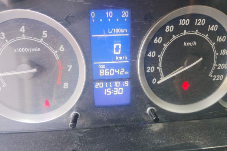 Used BAIC E Series 2013 Hatchback 1.5L Manual Lotte Edition Odometer Close Up