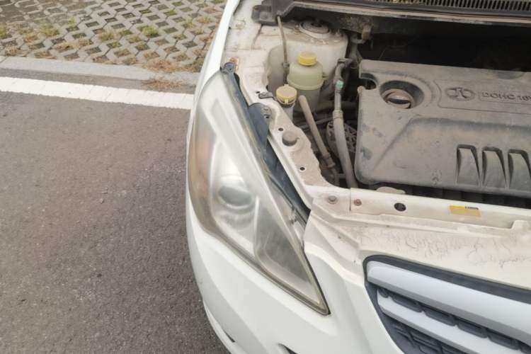 Used BAIC E Series 2013 Sedan 1.3L Manual Lotte Edition Right Front Headlight
